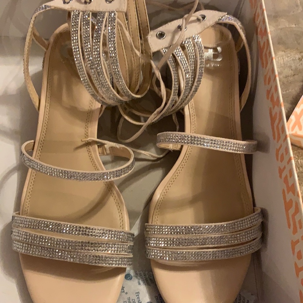 Gianni Bini clear crystal strappy sandle. Great condition no missing stones